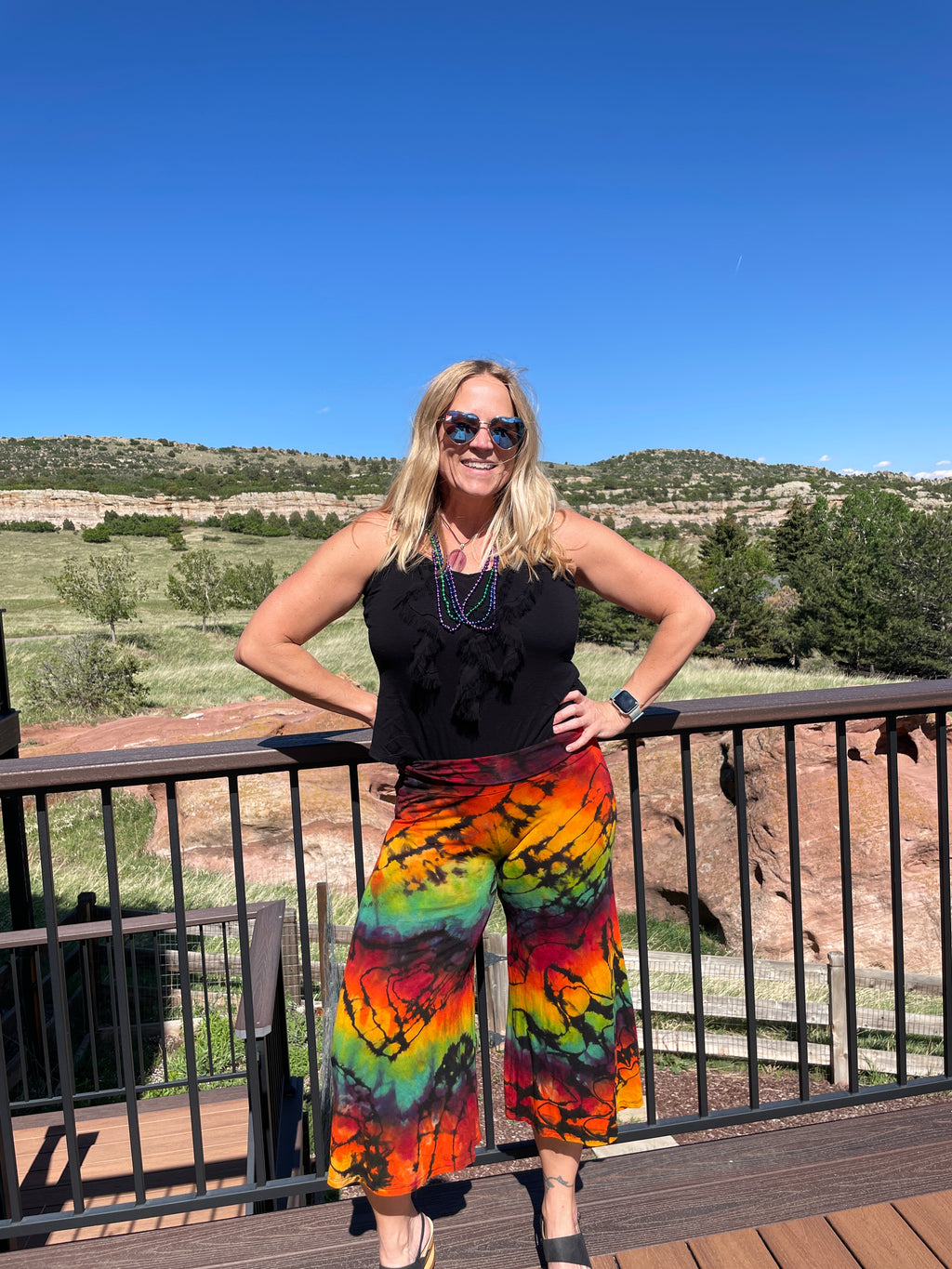 Women's Reverse Capri Palazzo Pants Medium